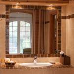 Spacious bath room of the Grand Suite